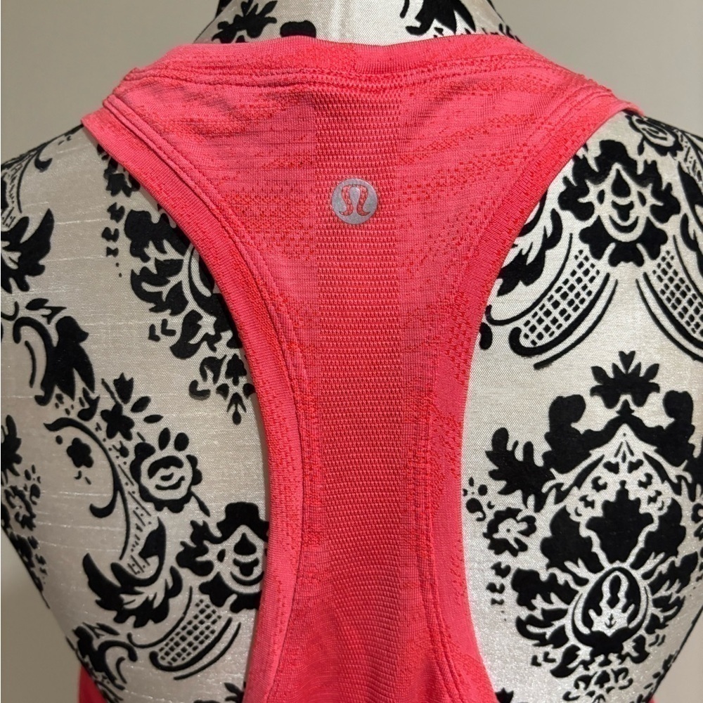 Lululemon Racerback Tanktop​​​​​​​​​​​​​​​​ - Picture 5 of 7